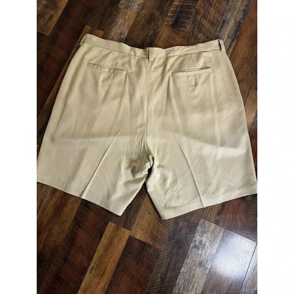 Mens Tommy Bahama Tan 100% Silk Shorts Size 40 - Picture 5 of 6